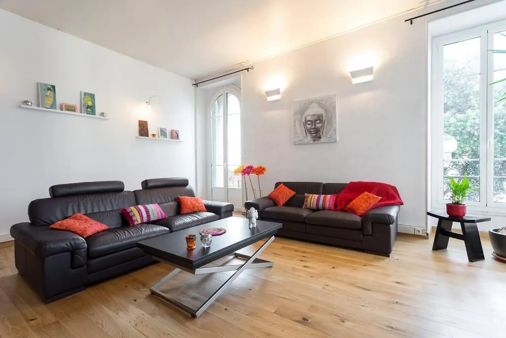 Etats Unis 892 - Spacious Flat On Sea Front Wac Nice 0*,